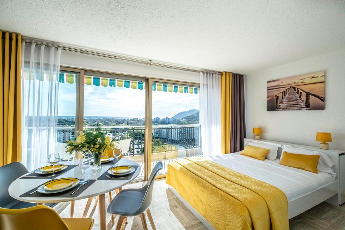 Cannes Marina Appart Hotel Mandelieu 외부 사진