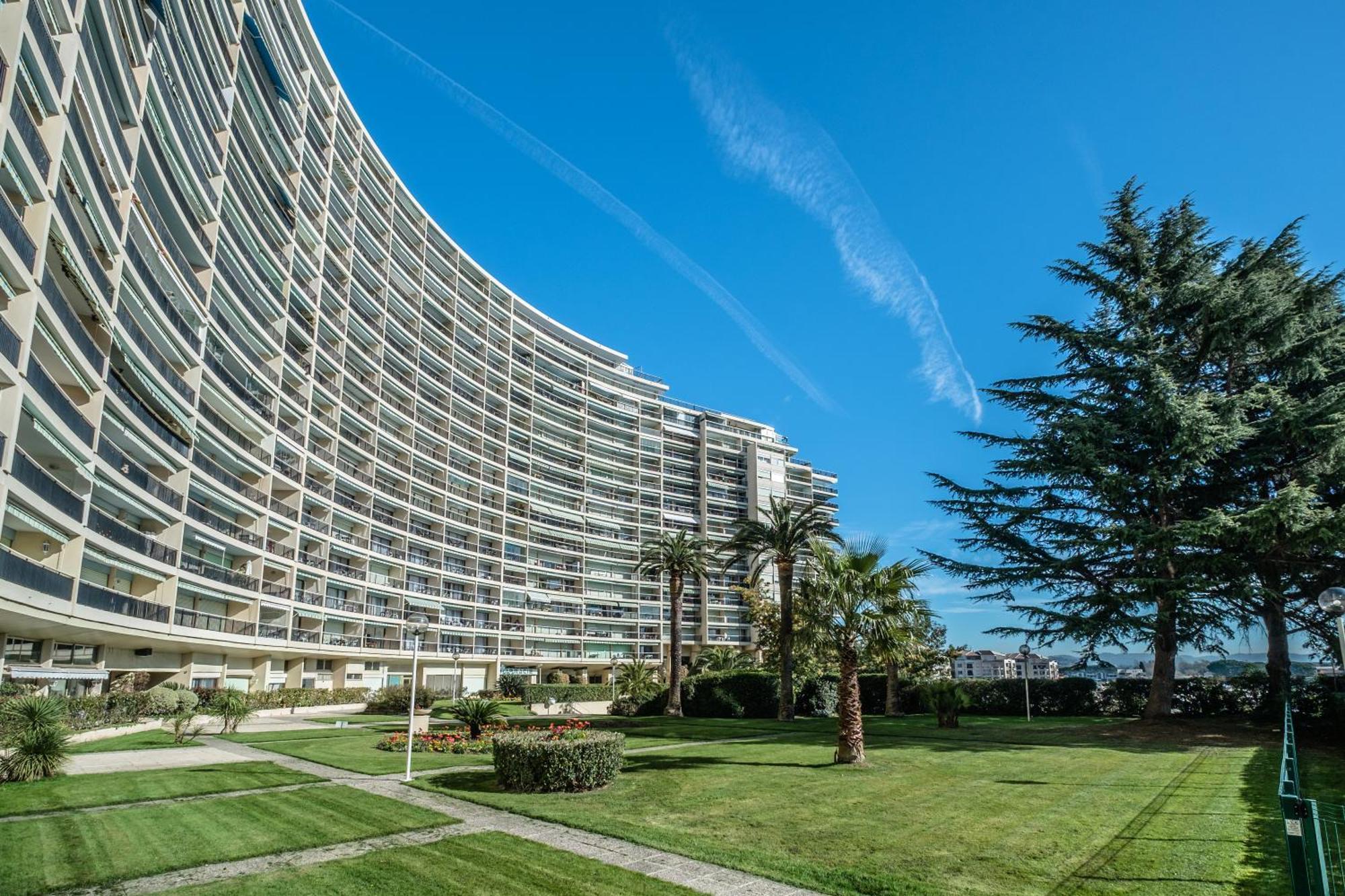 Cannes Marina Appart Hotel Mandelieu 외부 사진